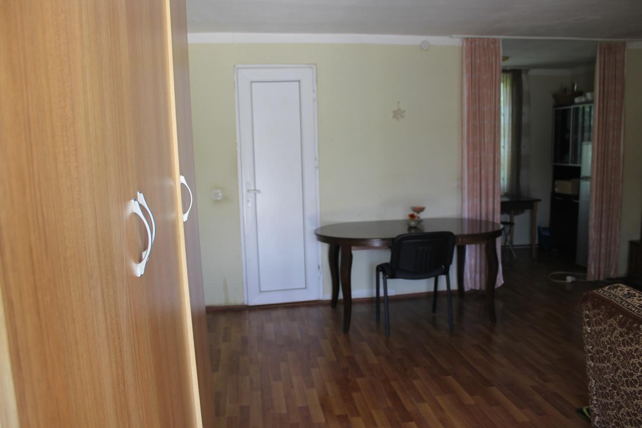 Ferienwohnung Nunuka House Tserovani Exterior foto